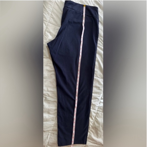 Stretch Ankle Pants - Navy Blue - no pockets - 2X
QVC's "Women With Control” - Picture 8 of 13